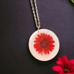 Red Daisy Necklace Timeless Floral Charm | Colour of Love #HandmadeJewellery Anniversary Gifts, Artwork, Birthday Gifts for Her, Botanical Jewellery, Botanical Necklace, Daisy Series, Eco-Friendly, Floral Jewellery, Floral Necklace, Flower Jewellery, Flower Necklace, Gifts for Mother, Gifts for Wife, Gifts for Women, Handcrafted, Handicrafts, Handmade, Jewellery, Mother's Day Gift Ideas, Nature Jewellery, Necklace, Online Jewellery Store, Resin Jewellery, Valentine's Day Gift