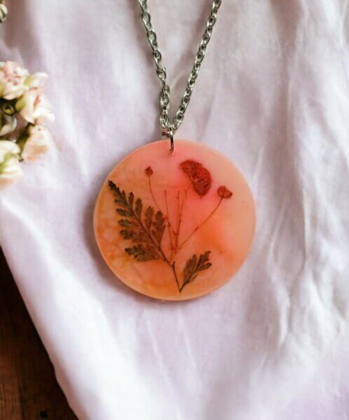 Embrace Organic Beauty Botanical Jewellery Necklace #NaturalBlooms #HandmadeJewellery Anniversary Gifts, Artwork, Birthday Gifts for Her, Botanical Jewellery, Botanical Necklace, Eco-Friendly, Floral Jewellery, Floral Necklace, Flower Jewellery, Flower Necklace, Gifts for Mother, Gifts for Wife, Gifts for Women, Handcrafted, Handicrafts, Handmade, Jewellery, Mother's Day Gift Ideas, Nature Jewellery, Necklace, Online Jewellery Store, Resin Jewellery, Valentine's Day Gift