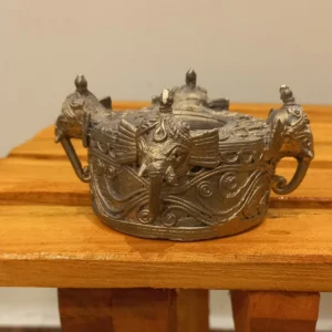 Elephant Candle stand Dokra Showpiece | Bikna Bankura #BrassArt (Gold) | GI TagArtwork , Bikna Dokra , Decorative Items , Drawing Room , Eco-Friendly , Ek Chala , GI Tagg Products , Handicrafted , Handicrafts , Handmade , Handpainted , Home Decor , Home Interior Decoration , Idols , Living Room , Maa Durga , Showpieces