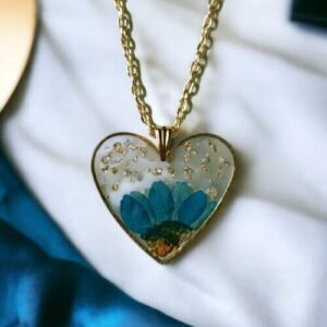 Stunning Blue Daizy Necklace - Shape of Heart - Spread Love & Simplicity #HandmadeJewellery Anniversary Gifts, Artwork, Birthday Gifts for Her, Botanical Jewellery, Botanical Necklace, Daisy Series, Eco-Friendly, Floral Jewellery, Floral Necklace, Flower Jewellery, Flower Necklace, Gifts for Mother, Gifts for Wife, Gifts for Women, Handcrafted, Handicrafts, Handmade, Jewellery, Mother's Day Gift Ideas, Nature Jewellery, Necklace, Online Jewellery Store, Resin Jewellery, Valentine's Day Gift
