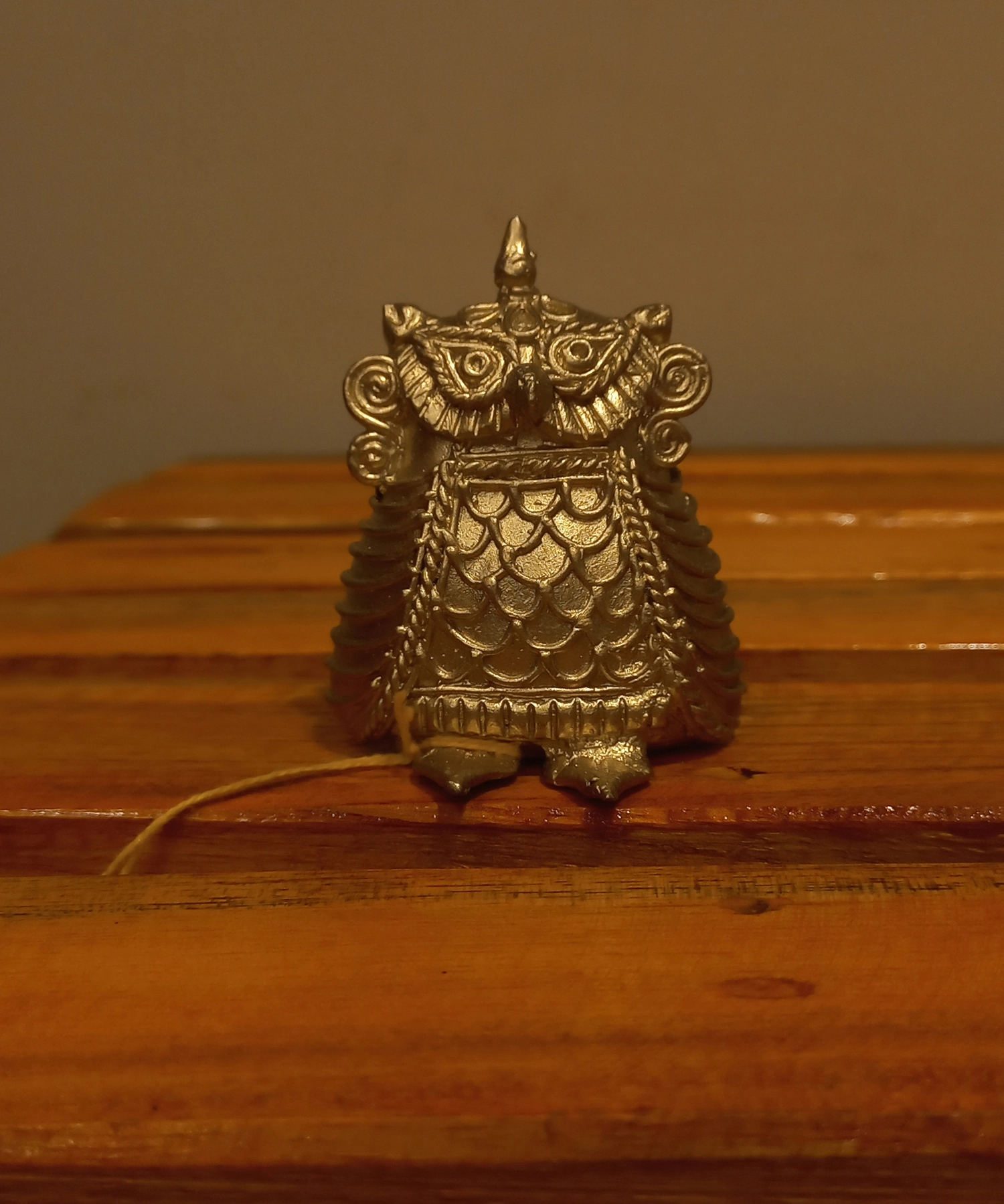Owl Dokra Piece #Art-Culture | Bikna Bankura #BrassArt (Gold) | GI TagArtwork , Bikna Dokra , Decorative Items , Drawing Room , Eco-Friendly , Ek Chala , GI Tagg Products , Handicrafted , Handicrafts , Handmade , Handpainted , Home Decor , Home Interior Decoration , Idols , Living Room , Maa Durga , Showpieces